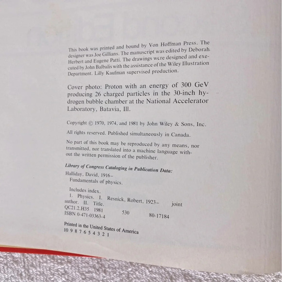 Vintage Fundamentals Of Physics Second Edition Hard Cover Text Book - Picture 7 of 11